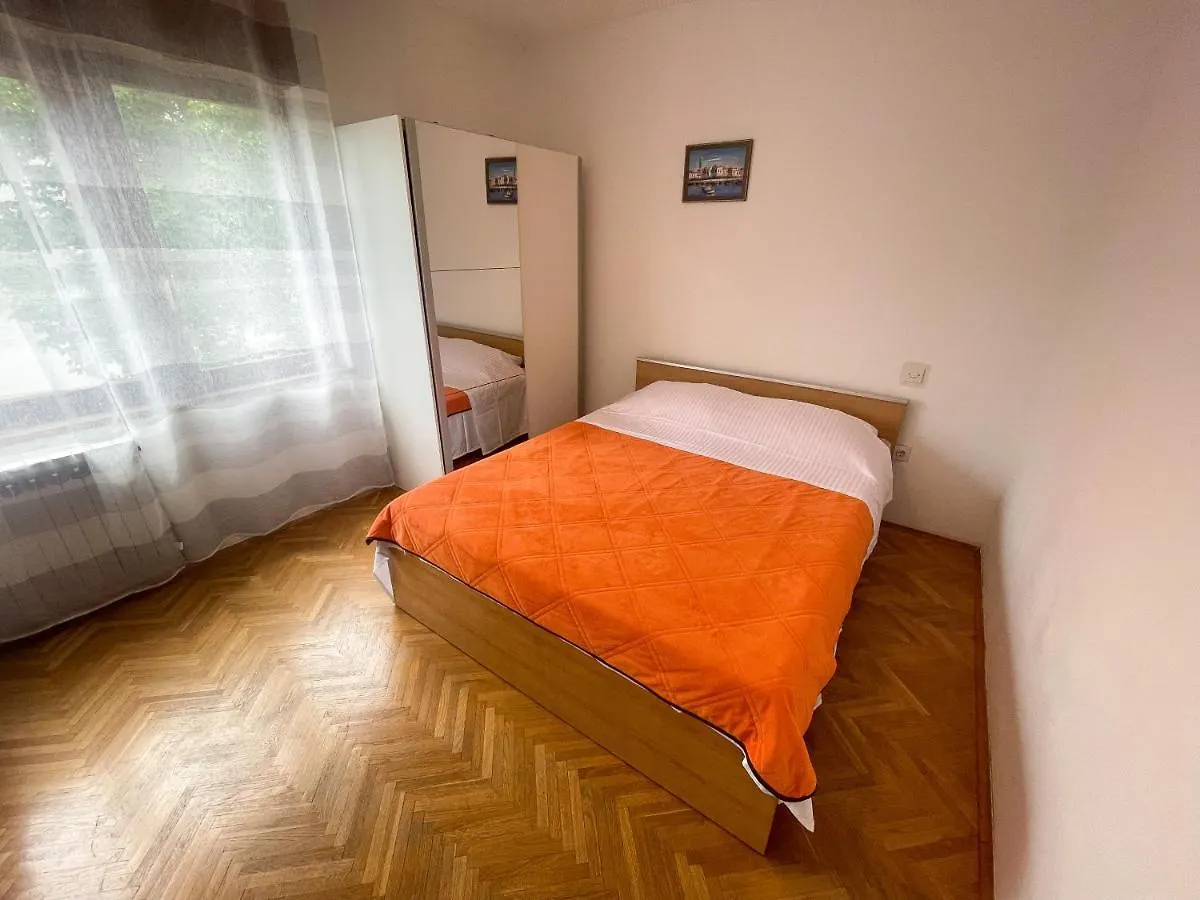 Villa Boza Jadranovo 0*,  Croatia